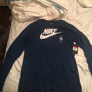 Nike Tee